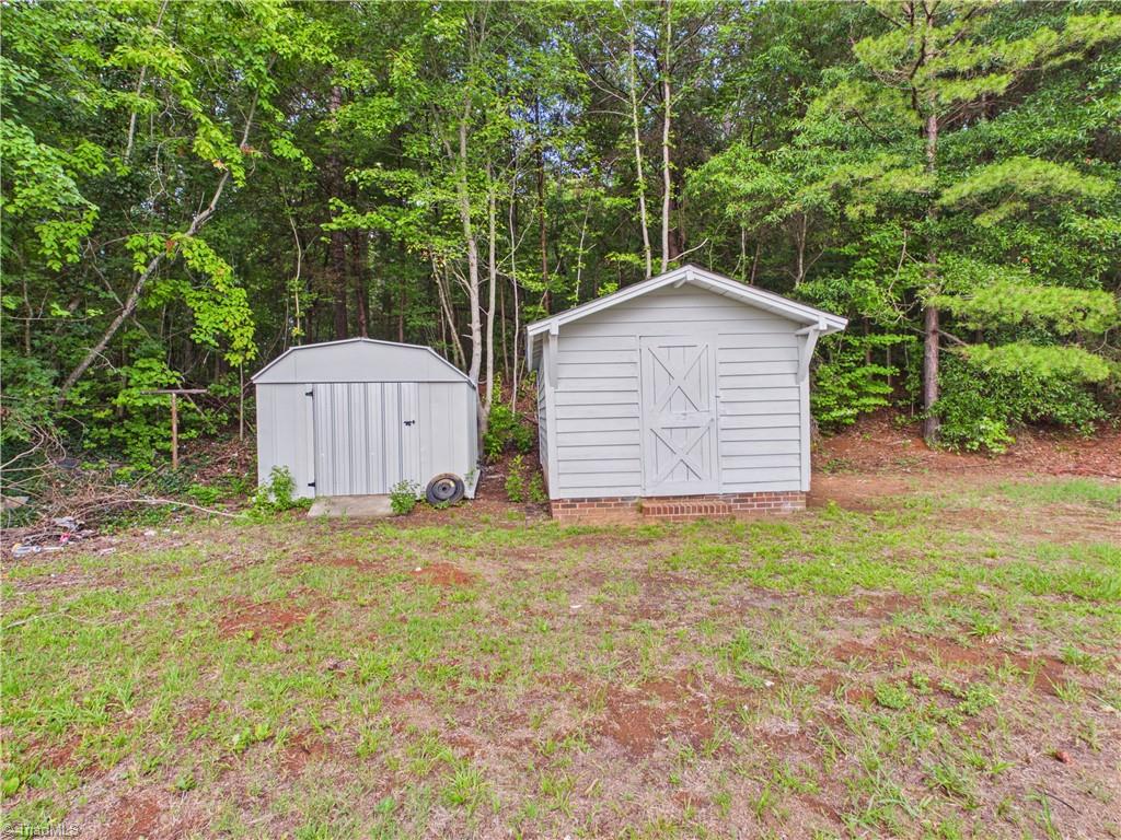 18492 Nc Highway 109