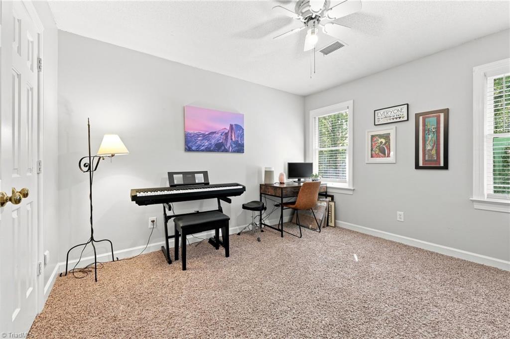 11 River Chase Court