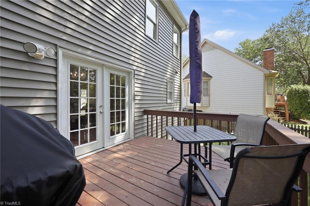 11 River Chase Court