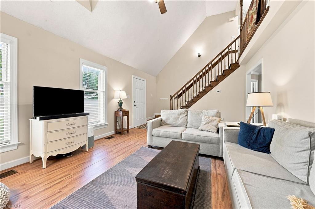 11 River Chase Court