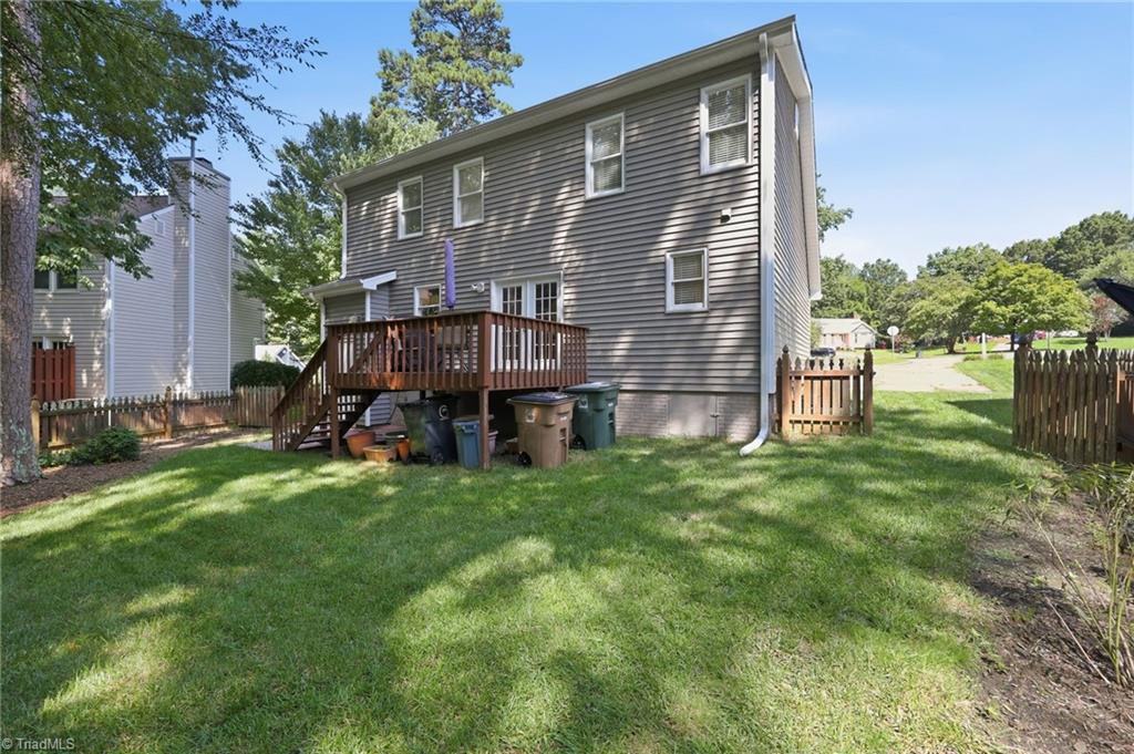 11 River Chase Court