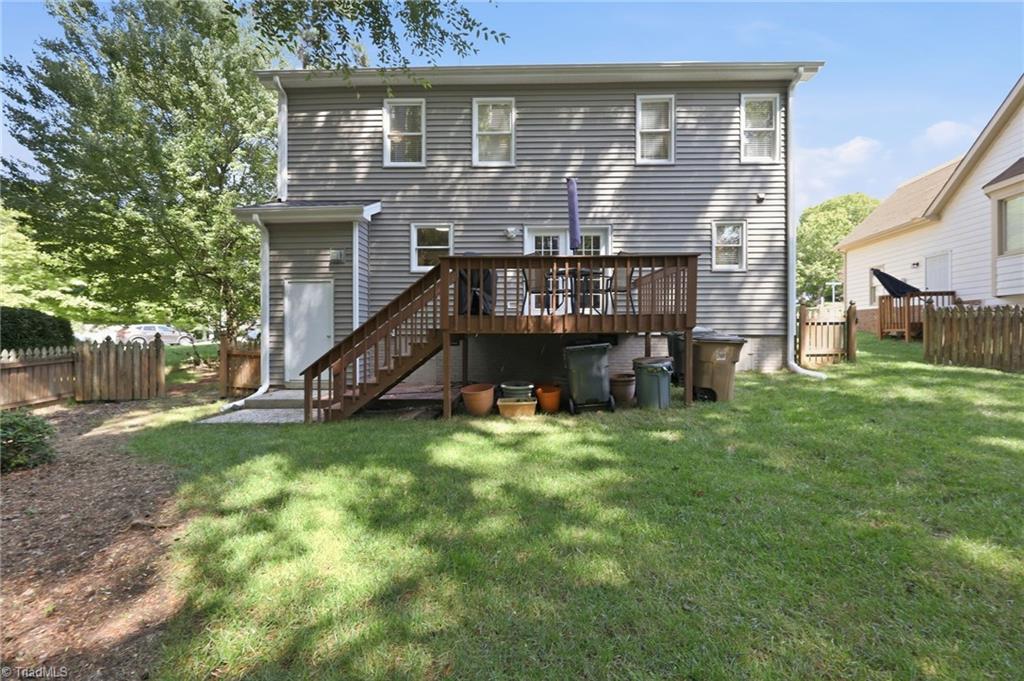 11 River Chase Court