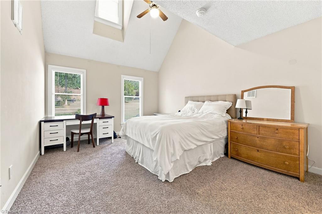 11 River Chase Court