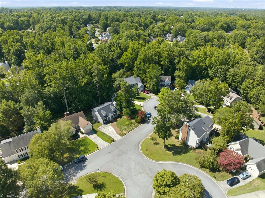 11 River Chase Court