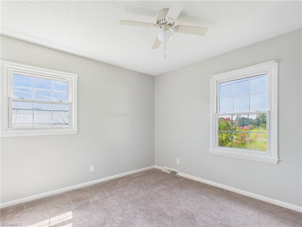 5476 Jesse Small Road