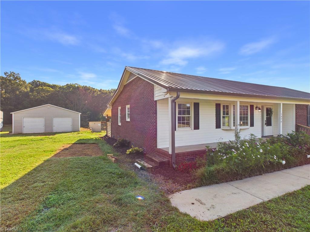 5476 Jesse Small Road