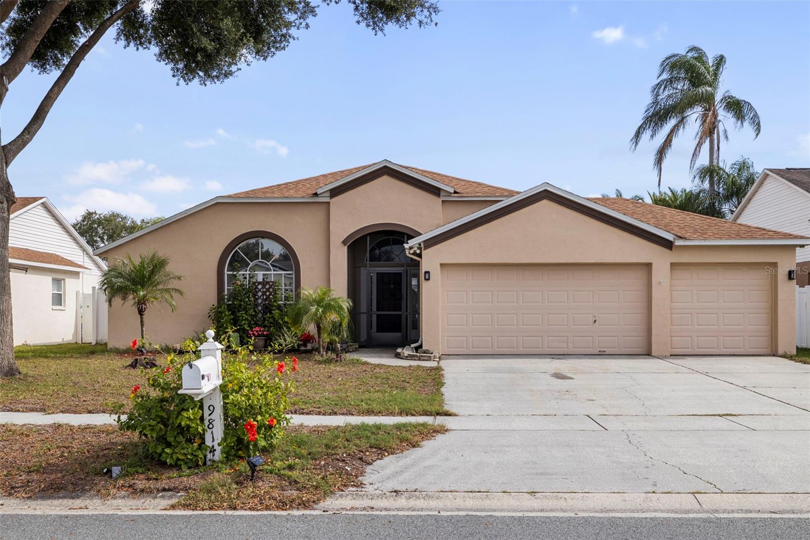 9814 LA RITA PL