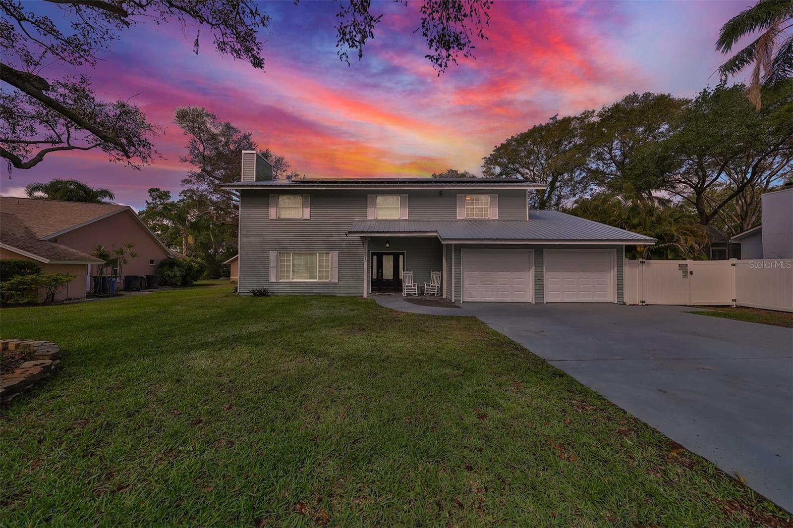 1623 WINDSOR DR