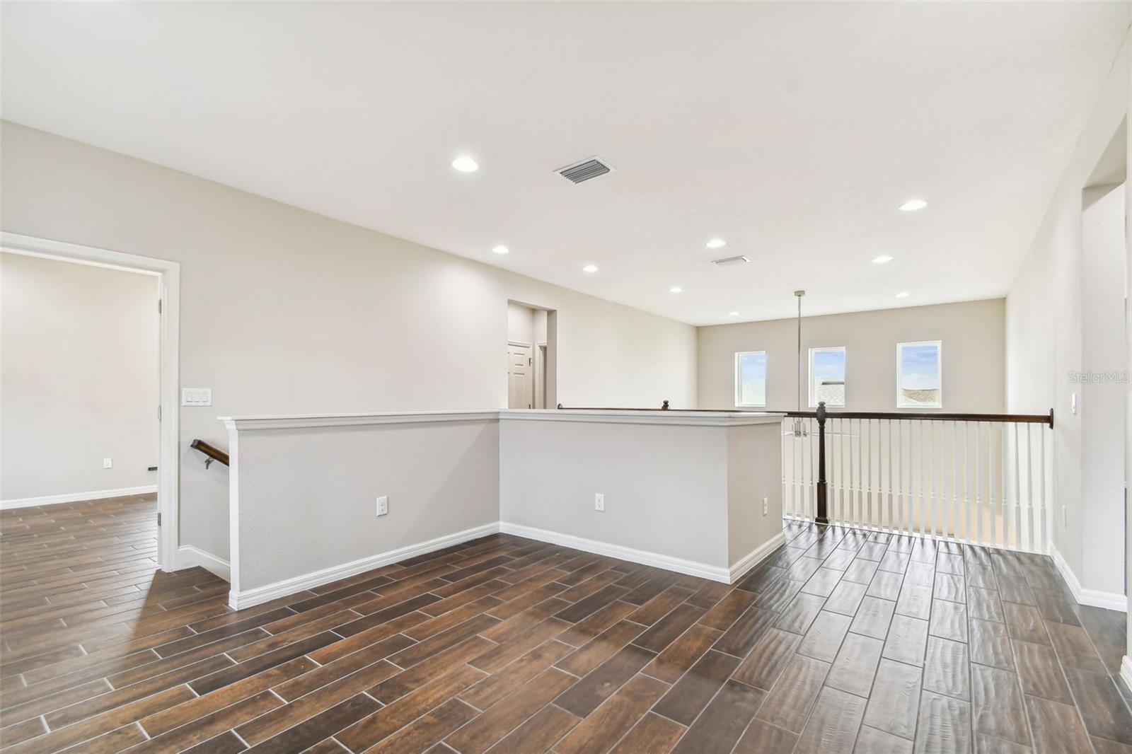 5656 MAIDENSTONE WAY
