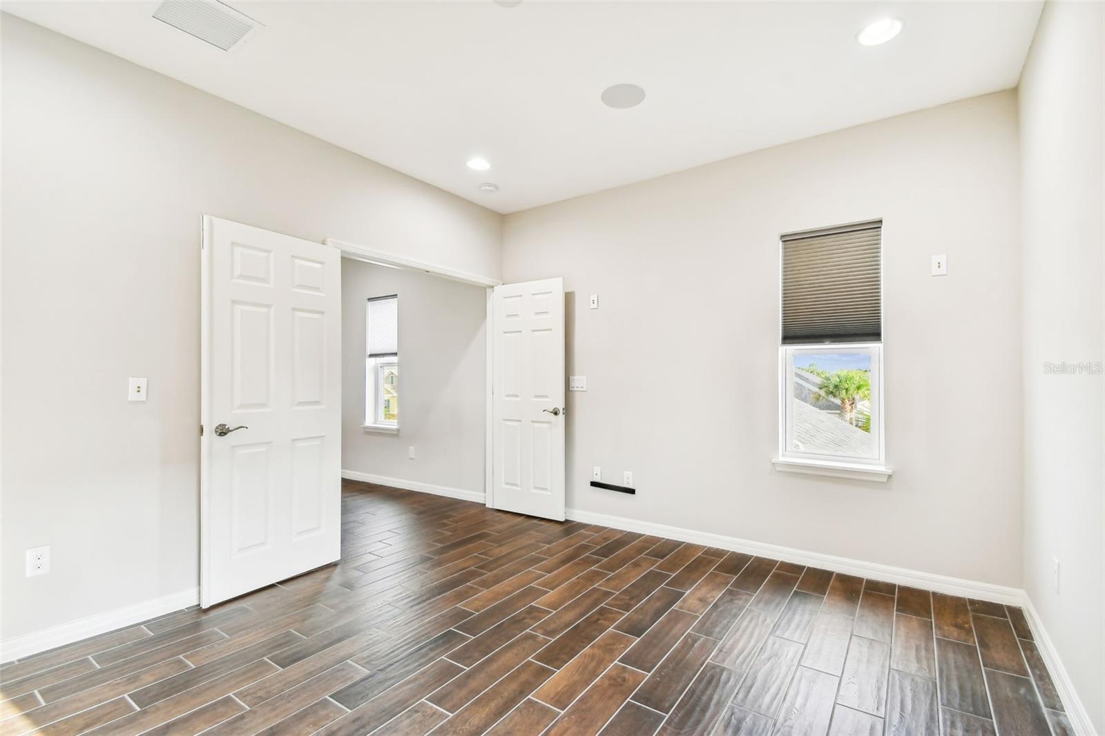 5656 MAIDENSTONE WAY