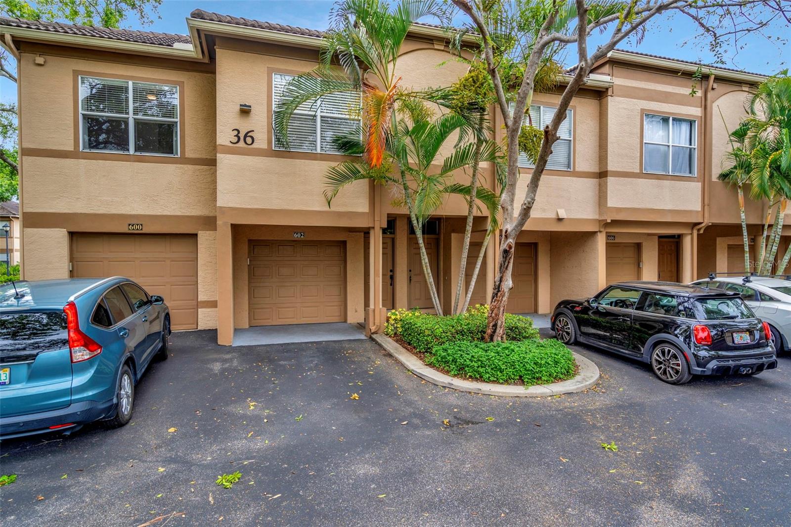 602 ARBOR LAKE LN