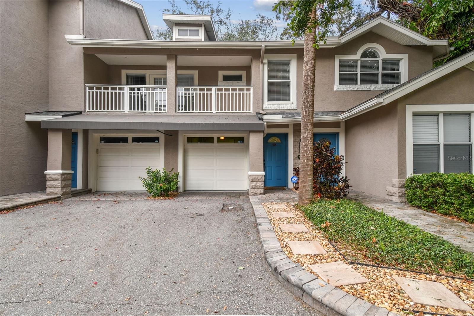 4811 BAYSHORE BLVD #302