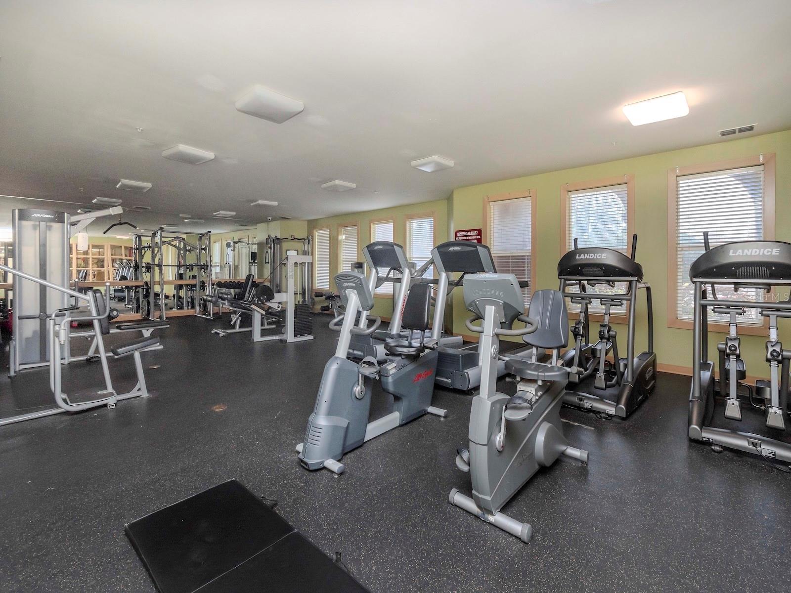 1429 VILLA CAPRI CIR #306