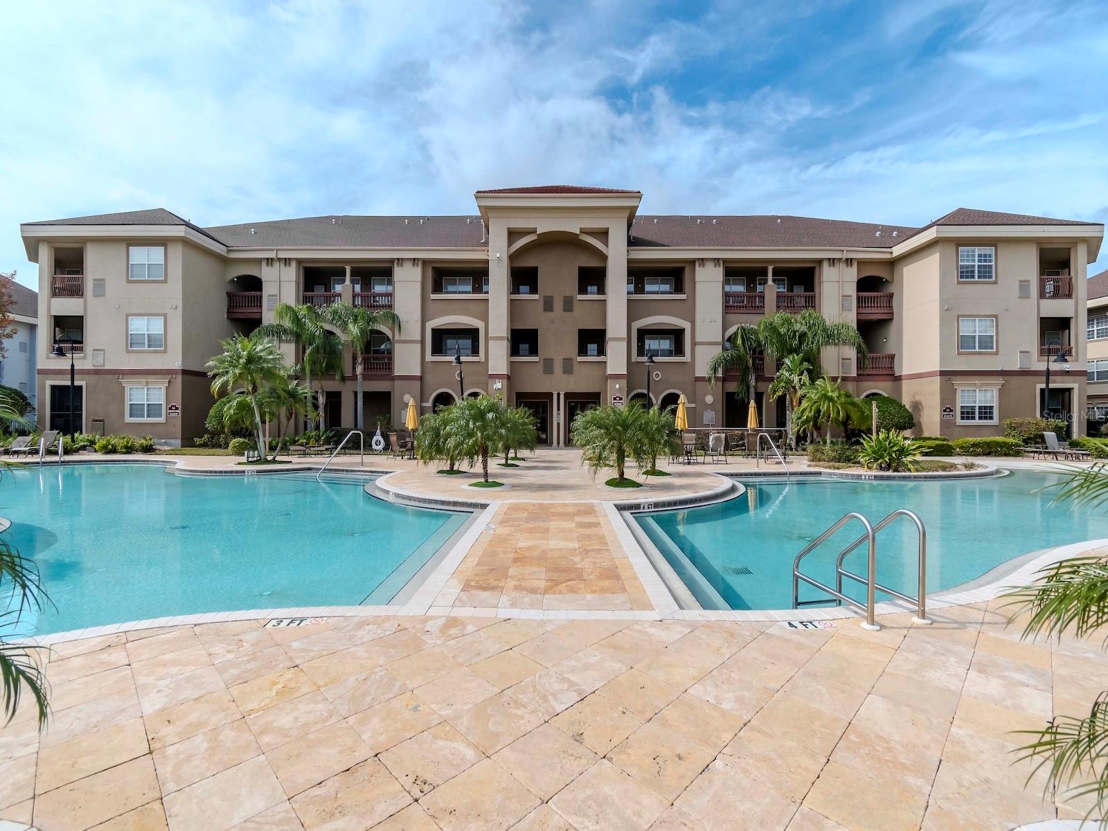 1429 VILLA CAPRI CIR #306
