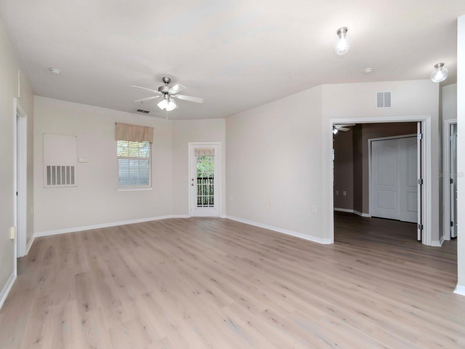 1429 VILLA CAPRI CIR #306