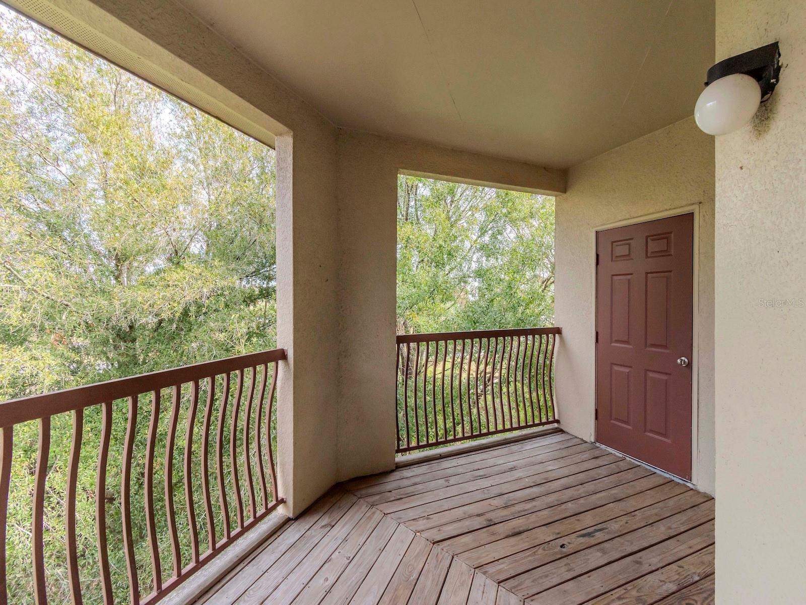 1429 VILLA CAPRI CIR #306
