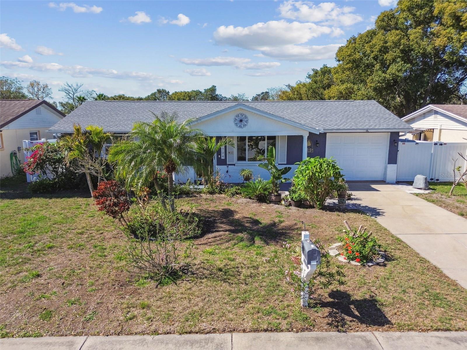 7724 DALE DR