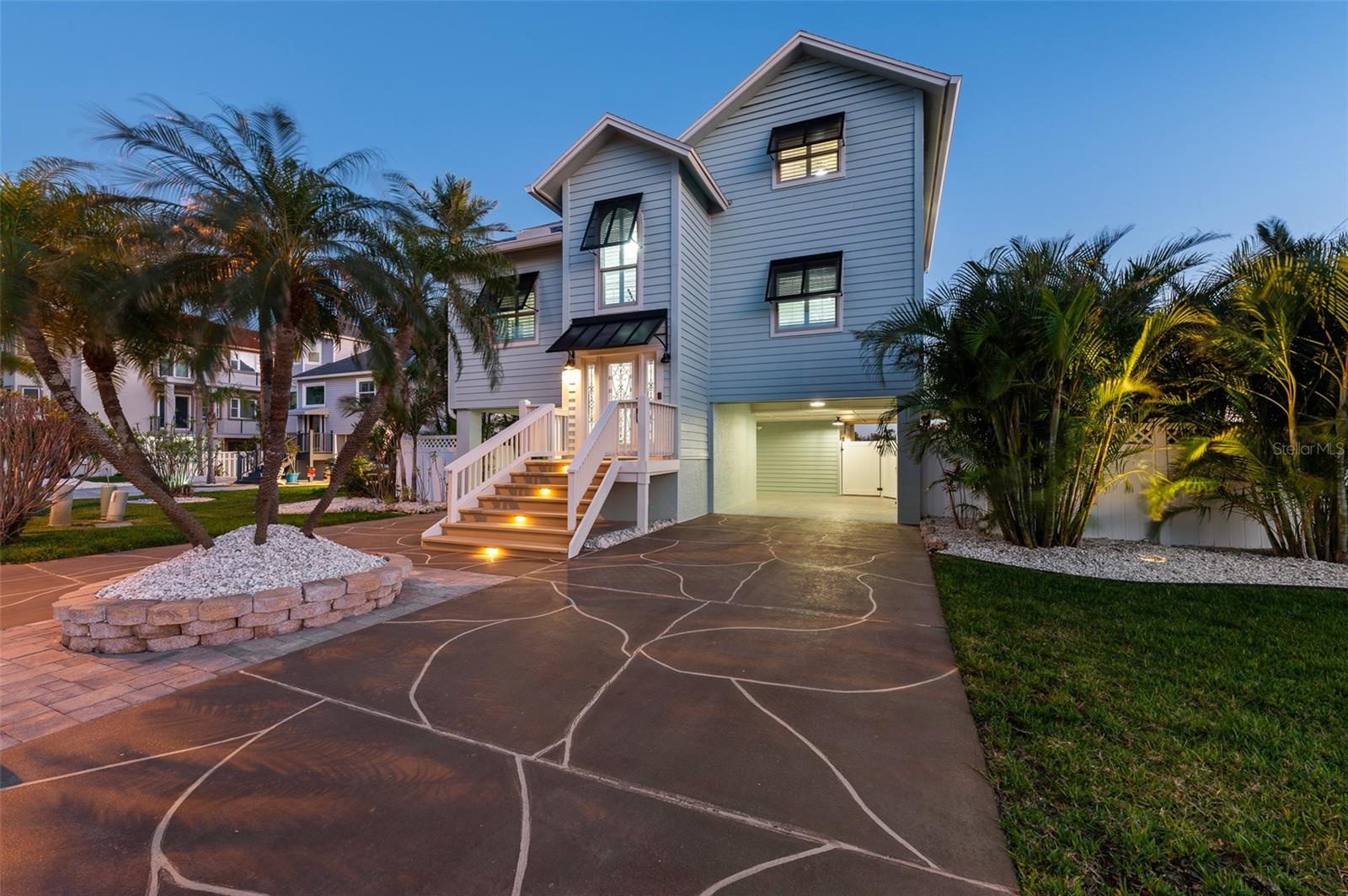 13936 HARBOR VIEW DR