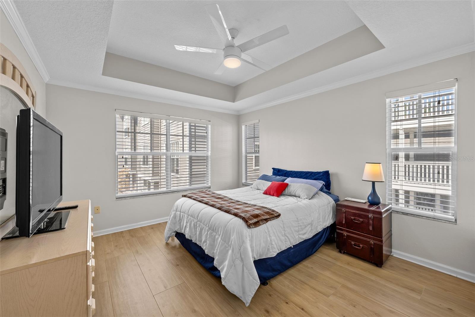 800 S DAKOTA AVE #337