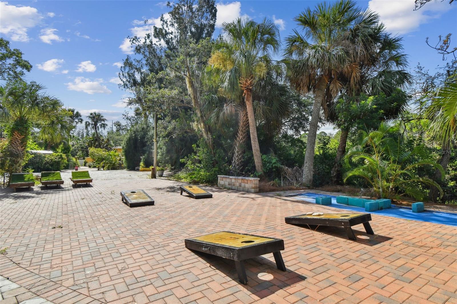 5909 MOHR RD