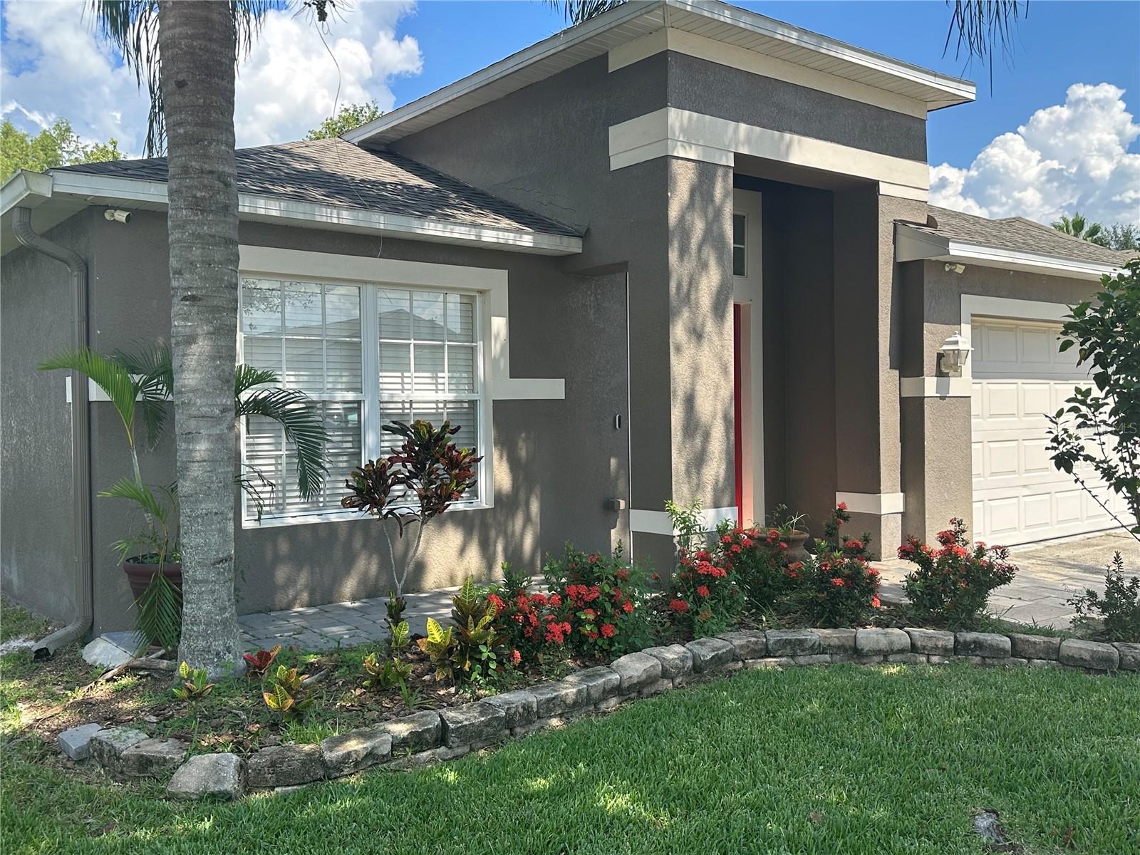 3145 DUNSTABLE DR
