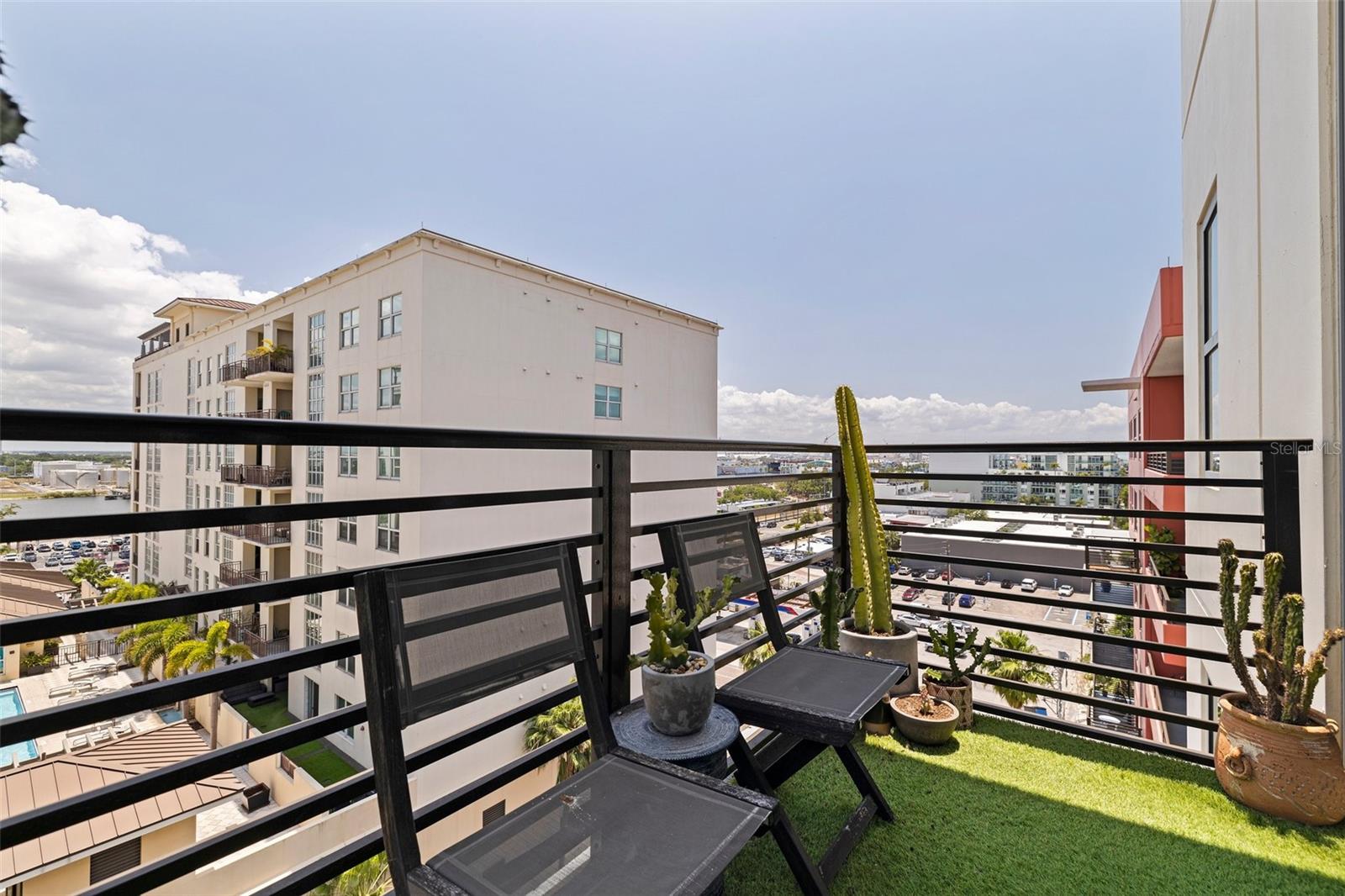 1208 E KENNEDY BLVD #831