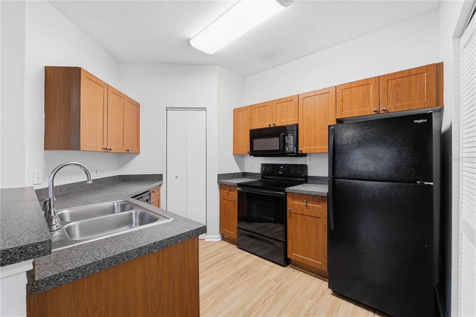 2171 PORTOFINO PL #7-2723
