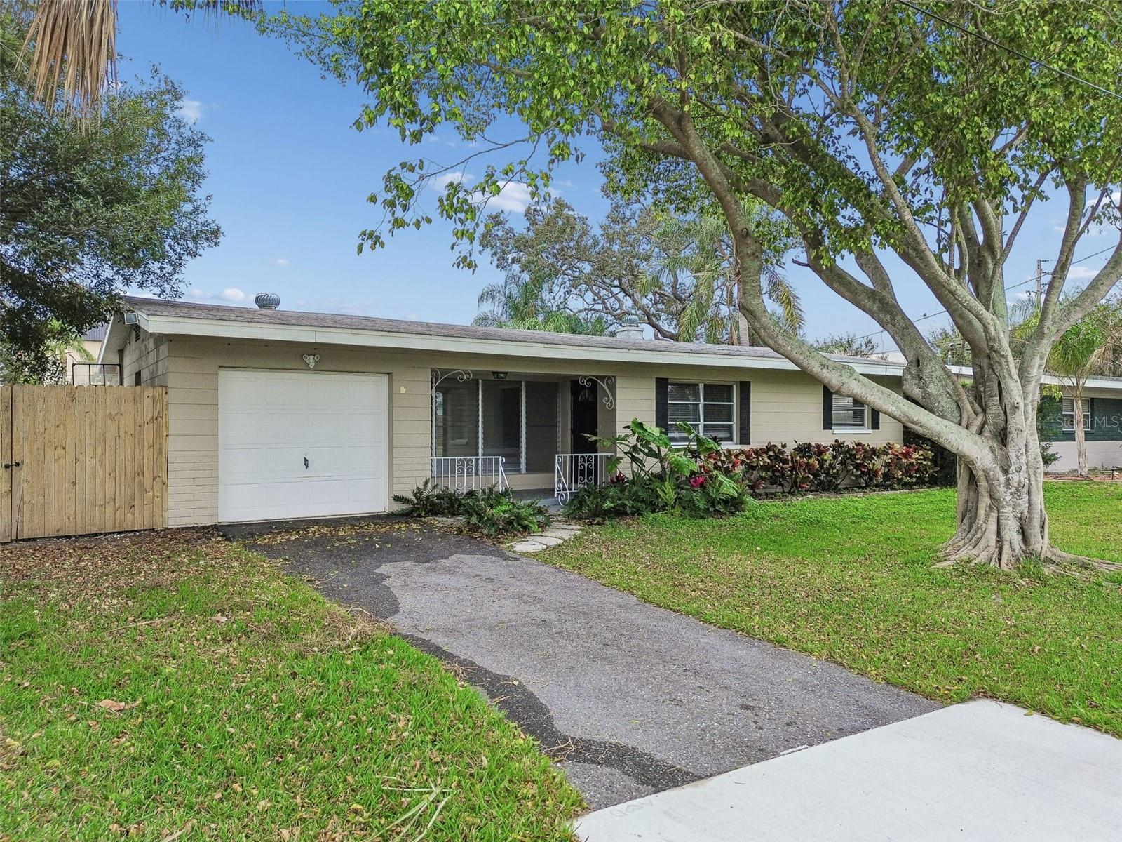 10970 GROVE TER