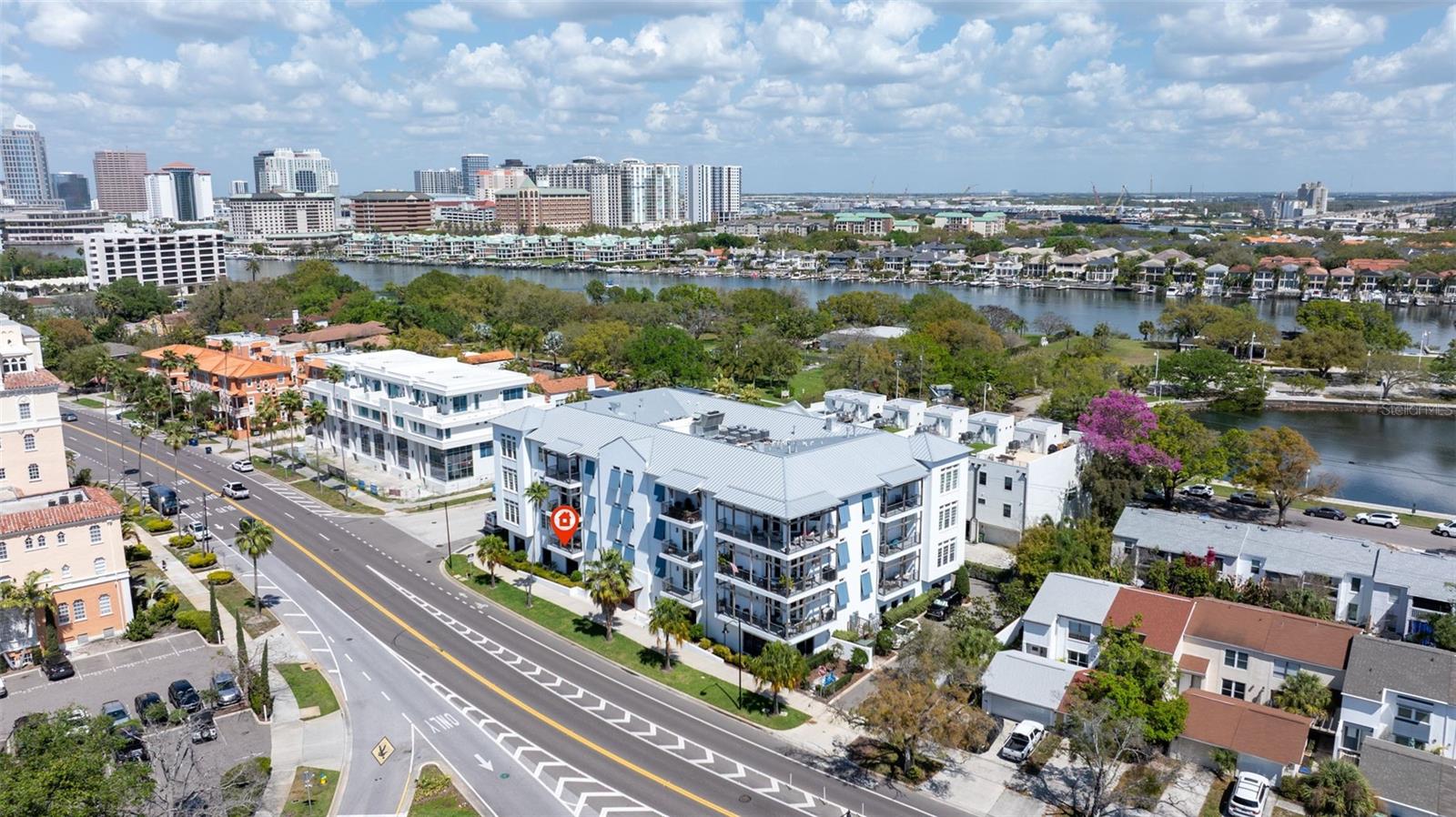 91 DAVIS BLVD #201