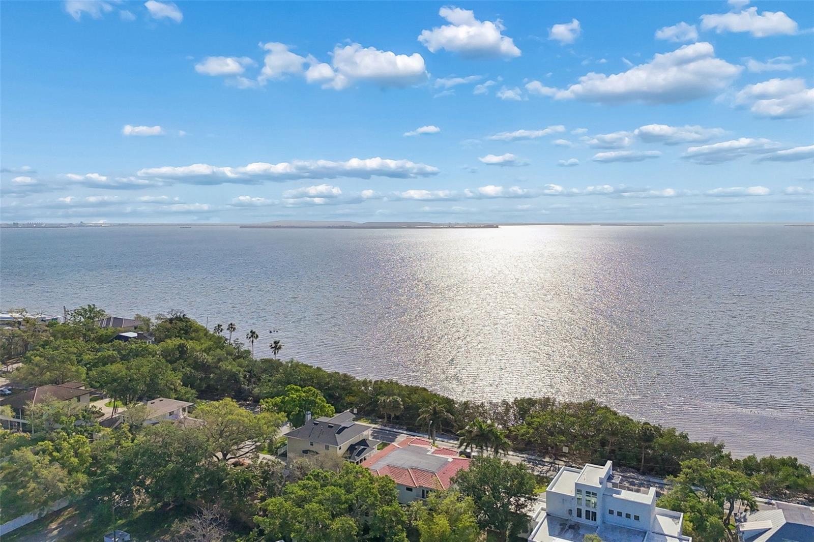 6233 BAYSHORE BLVD