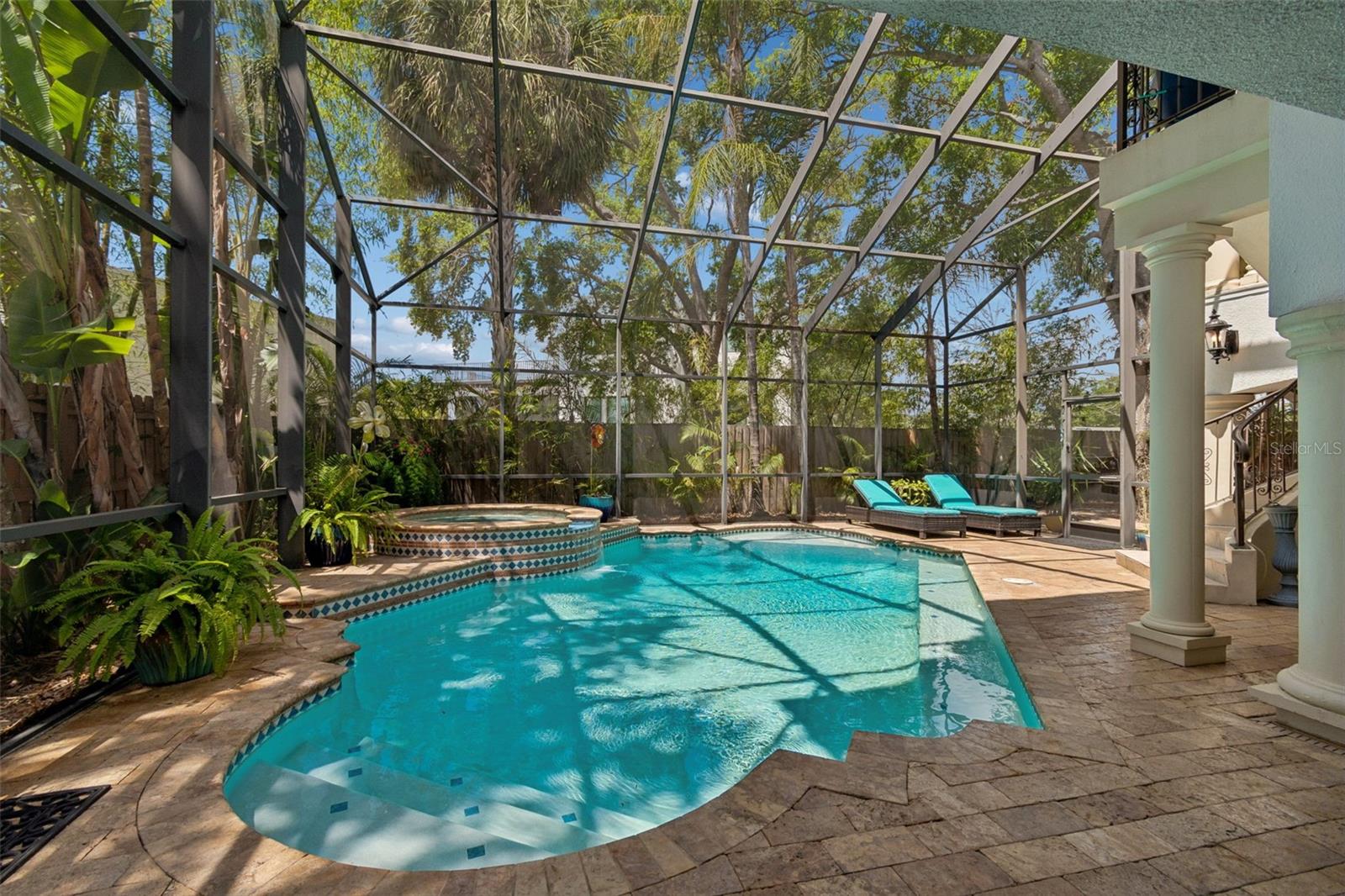 6233 BAYSHORE BLVD