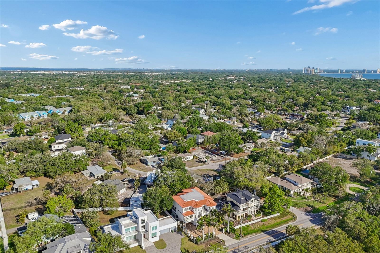 6233 BAYSHORE BLVD