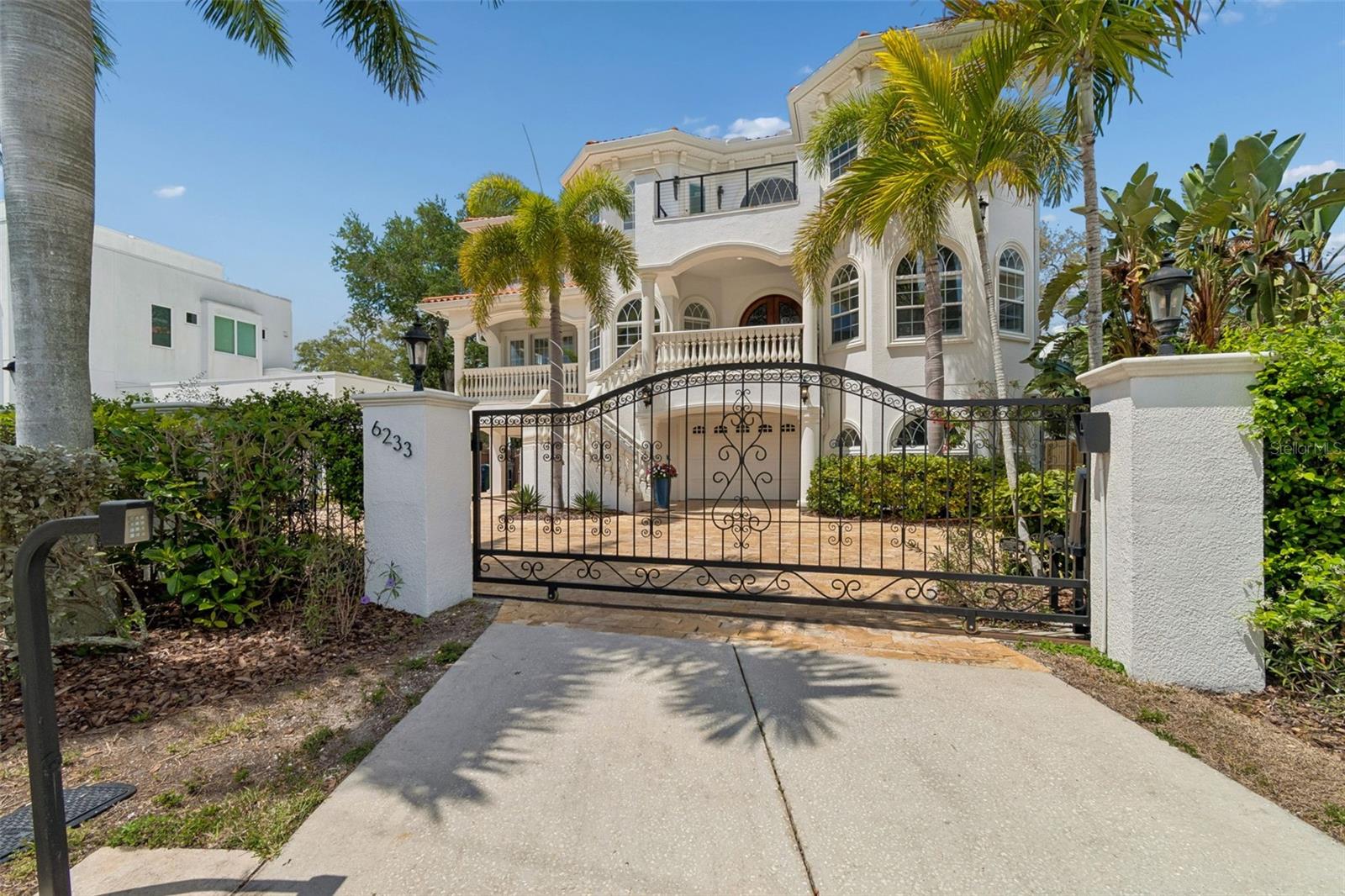 6233 BAYSHORE BLVD