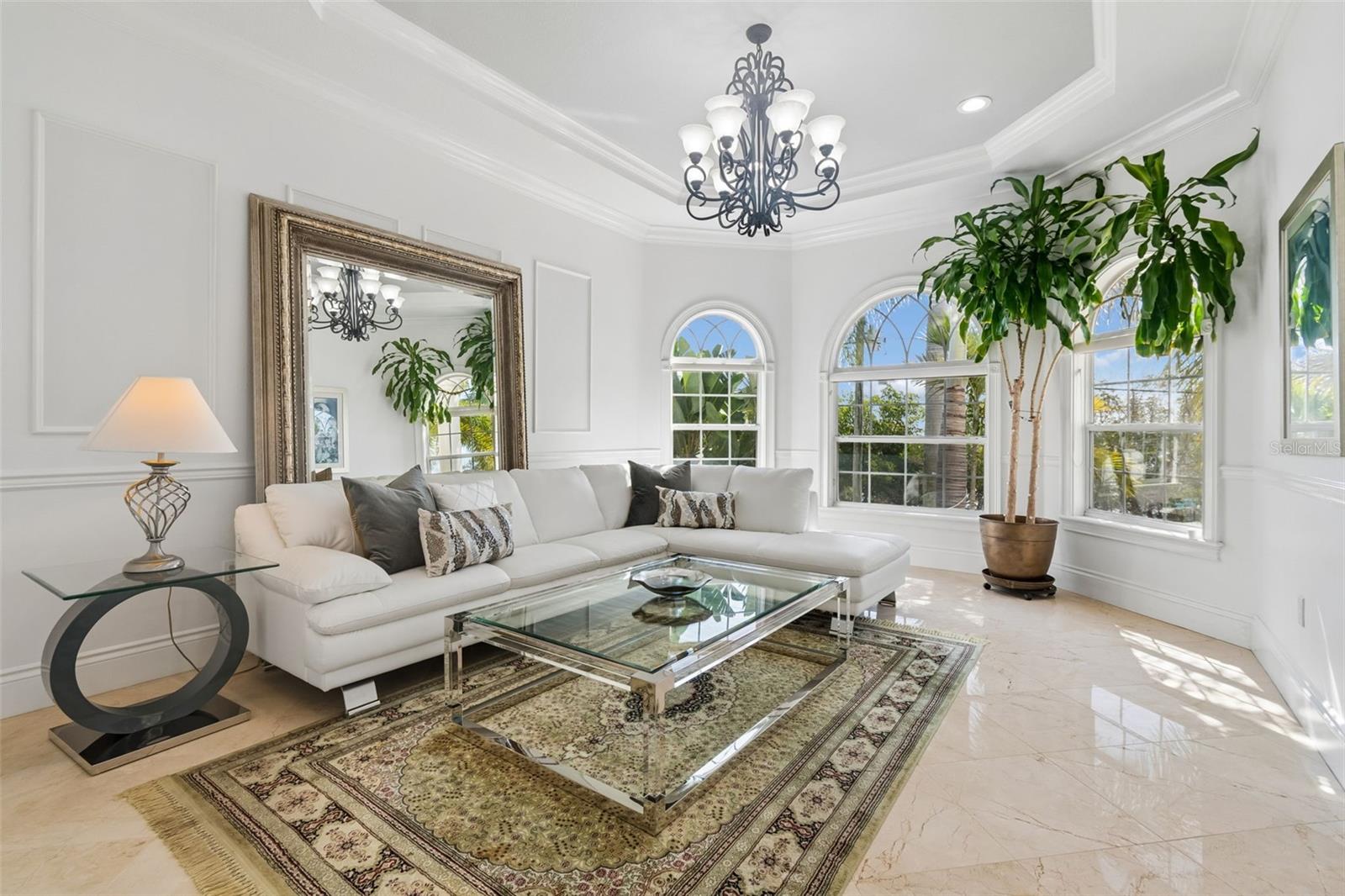 6233 BAYSHORE BLVD