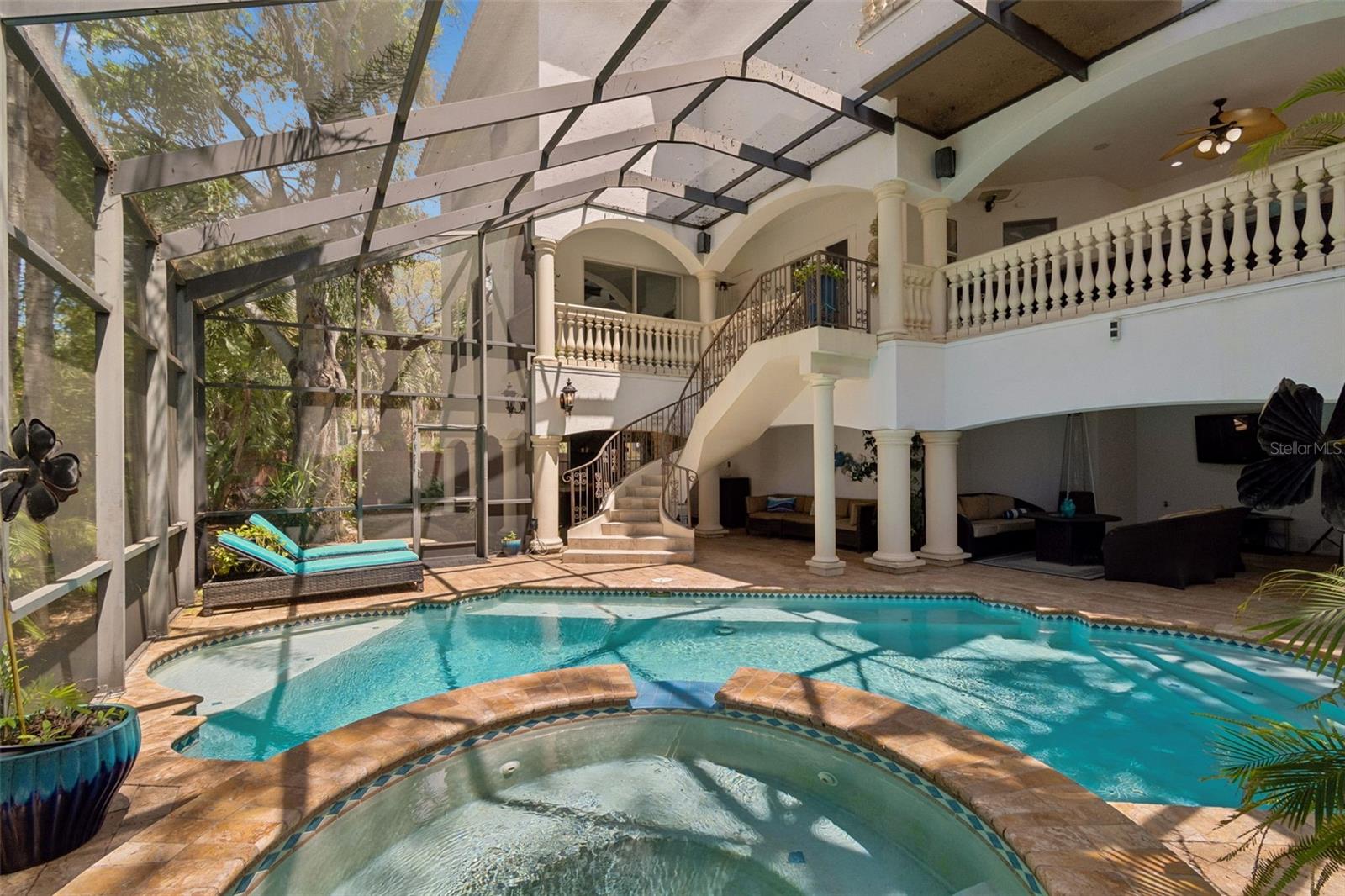 6233 BAYSHORE BLVD