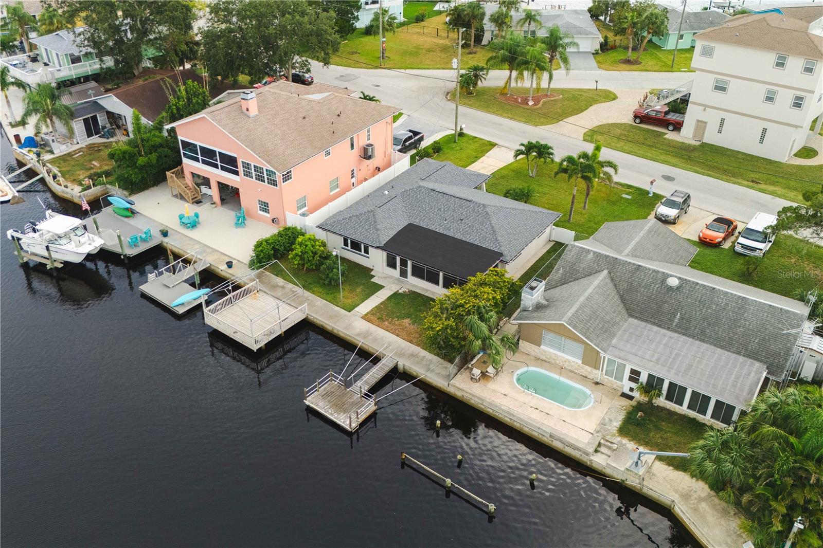 6617 HARBOR DR