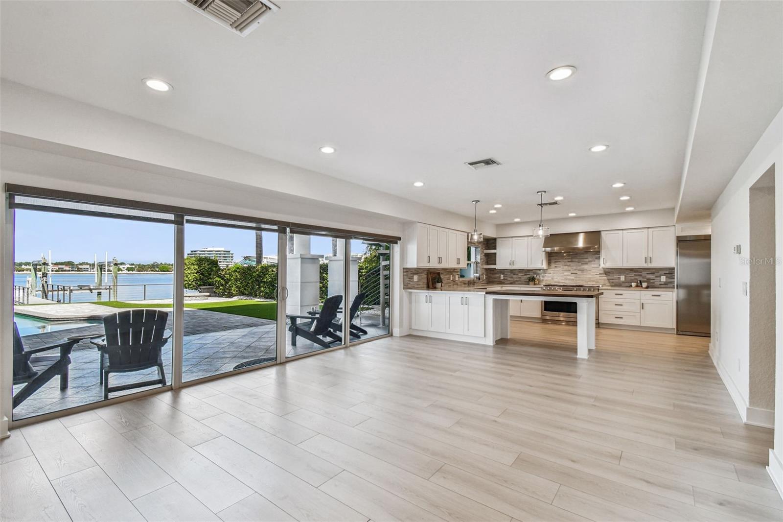 24 ADALIA AVE