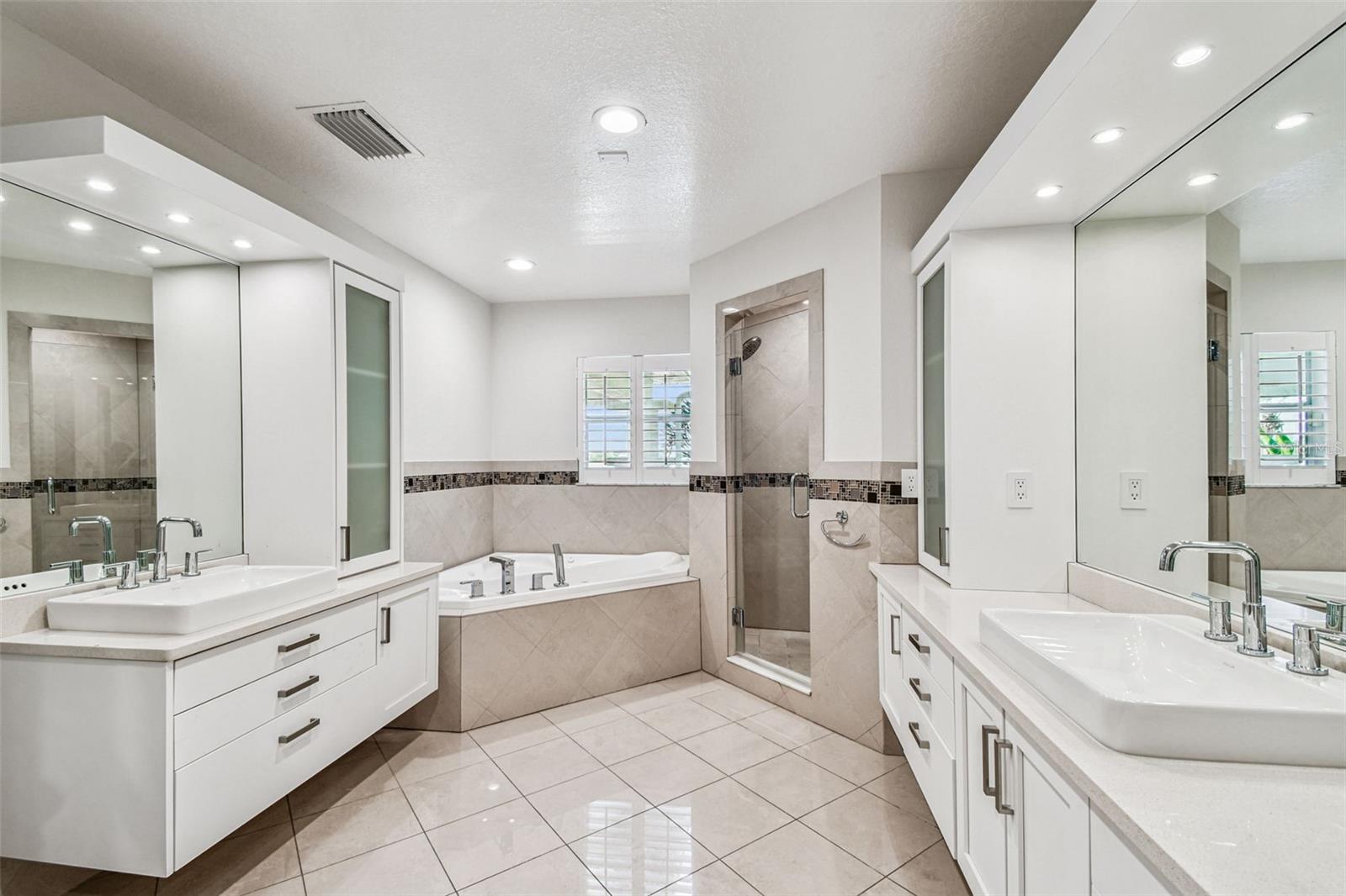 24 ADALIA AVE