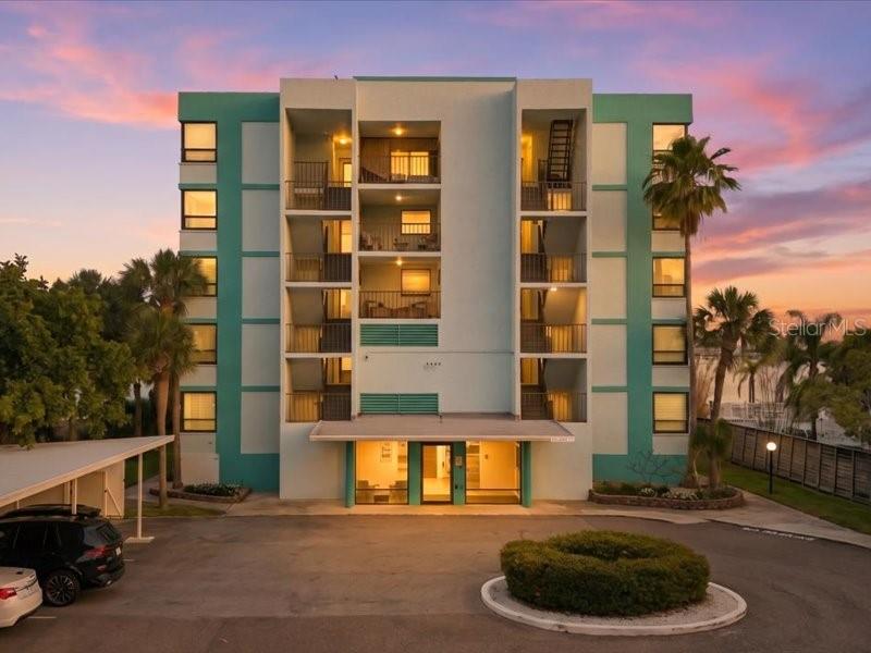 1848 SHORE DR S #101