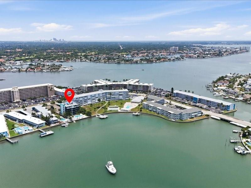 1848 SHORE DR S #101