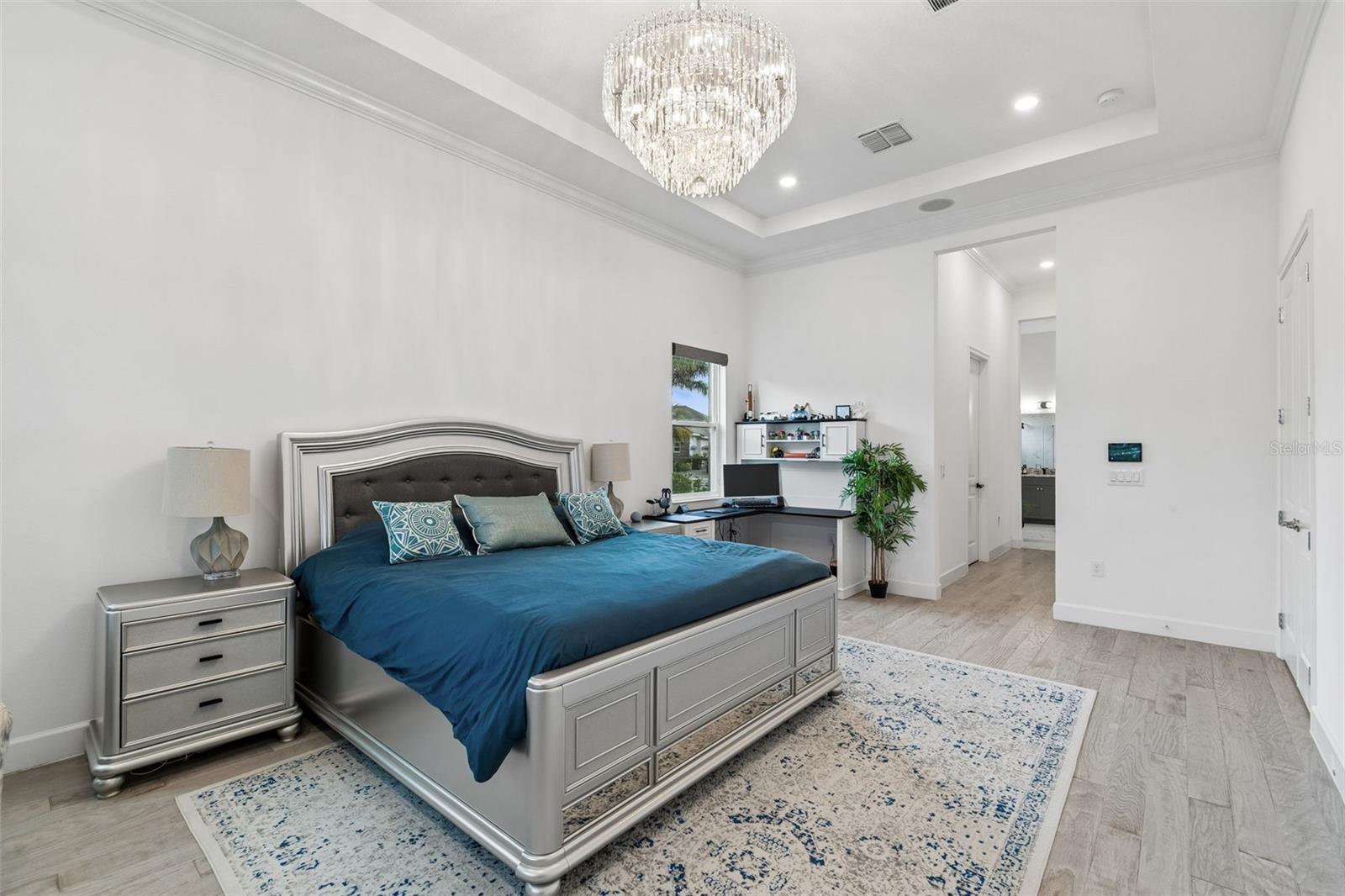 823 MANNS HARBOR DR