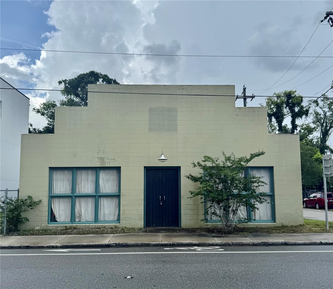 3205 N FLORIDA AVE
