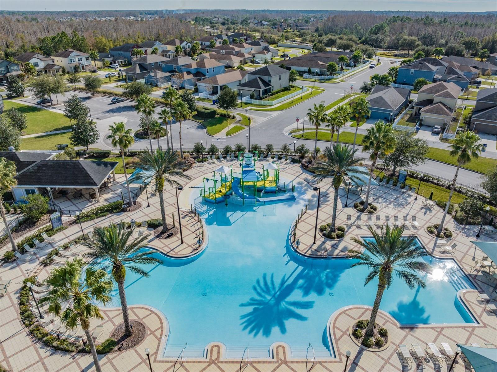 8137 LAGERFELD DR
