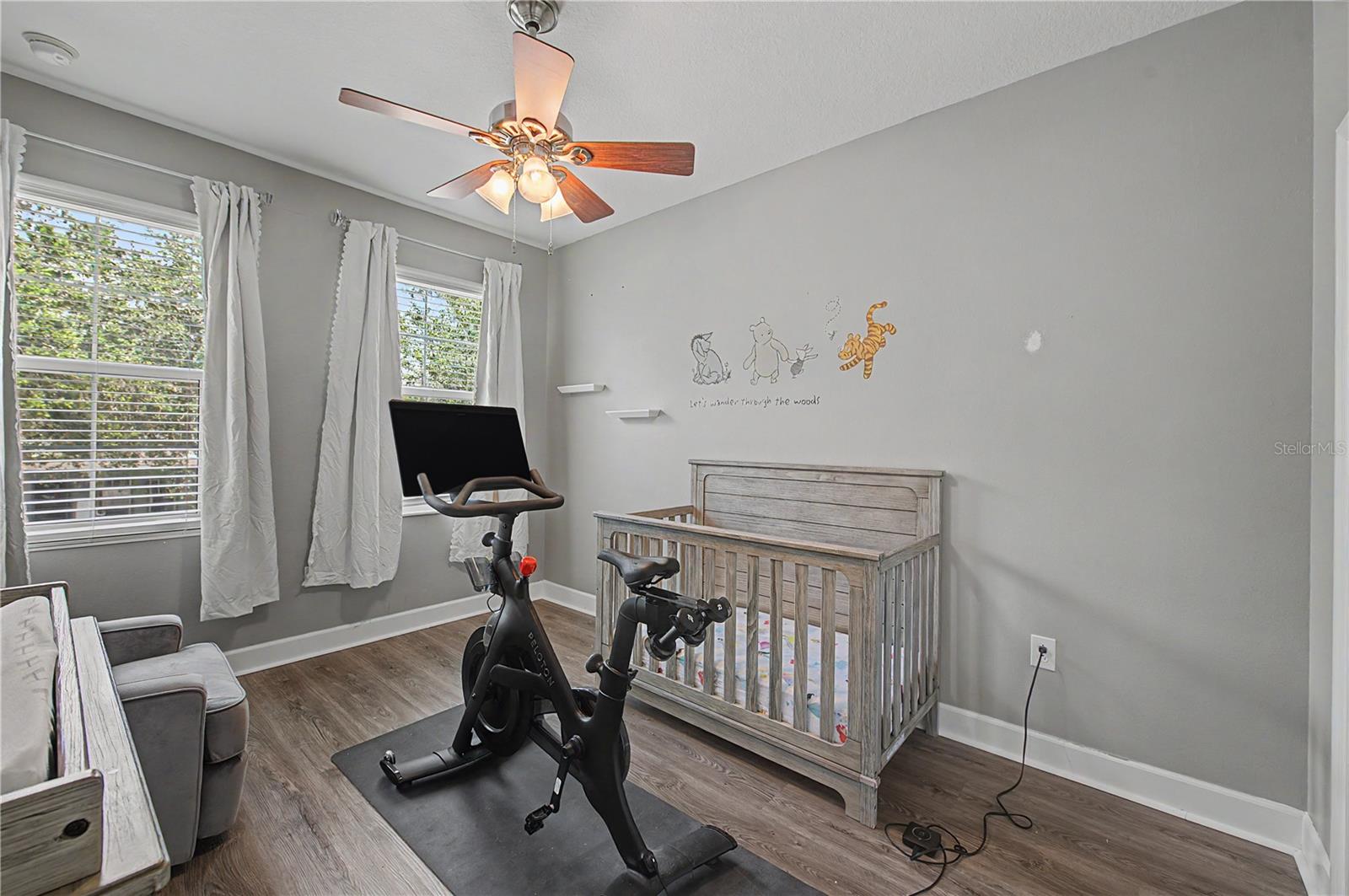 8137 LAGERFELD DR