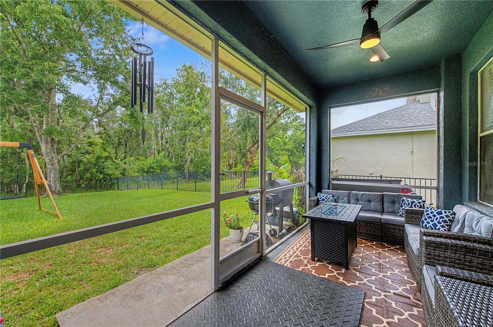8137 LAGERFELD DR