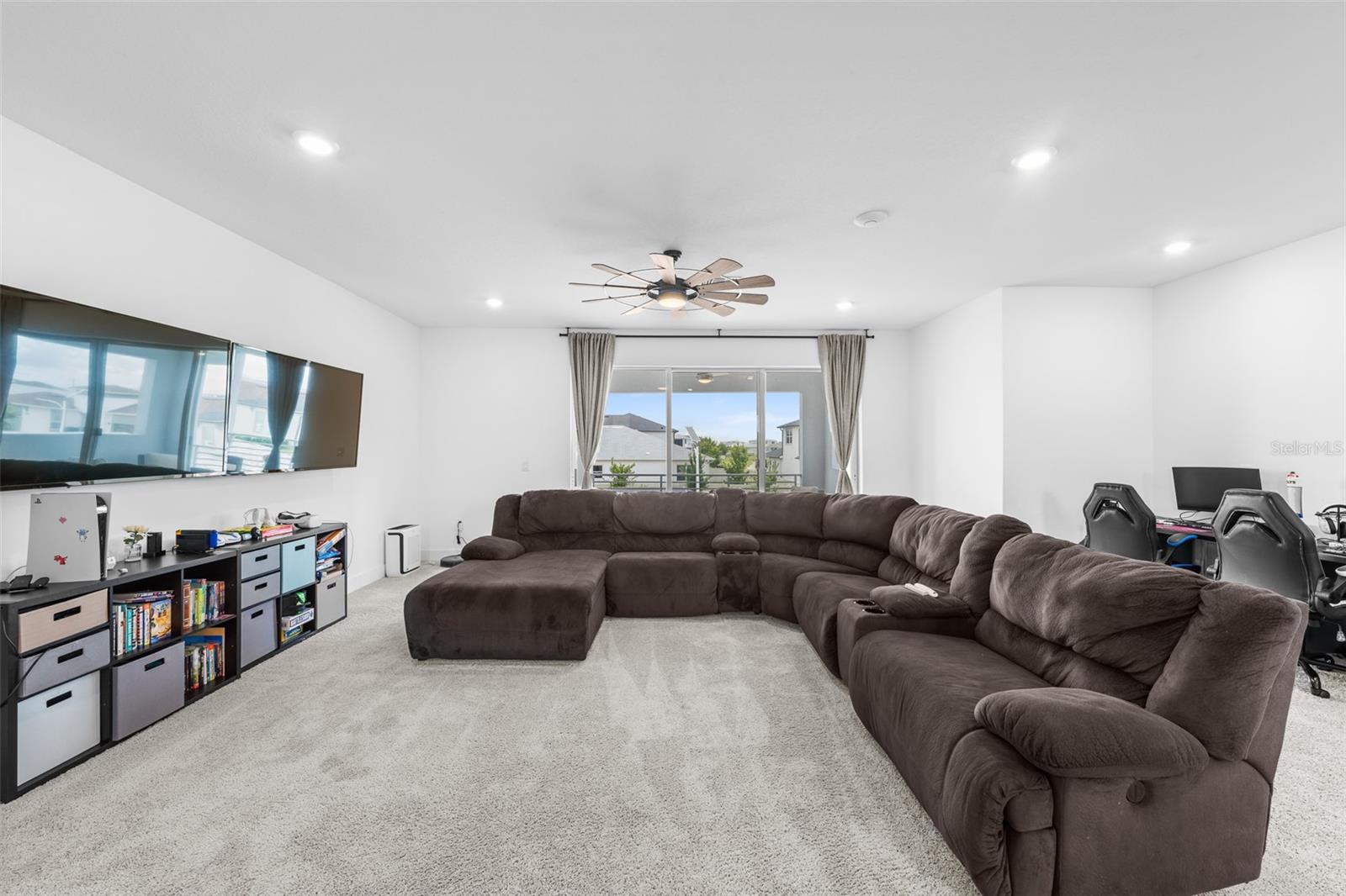 8776 IVY STARK BLVD