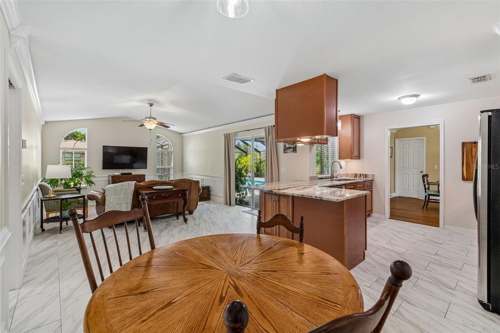 2434 SUMMITVIEW DR