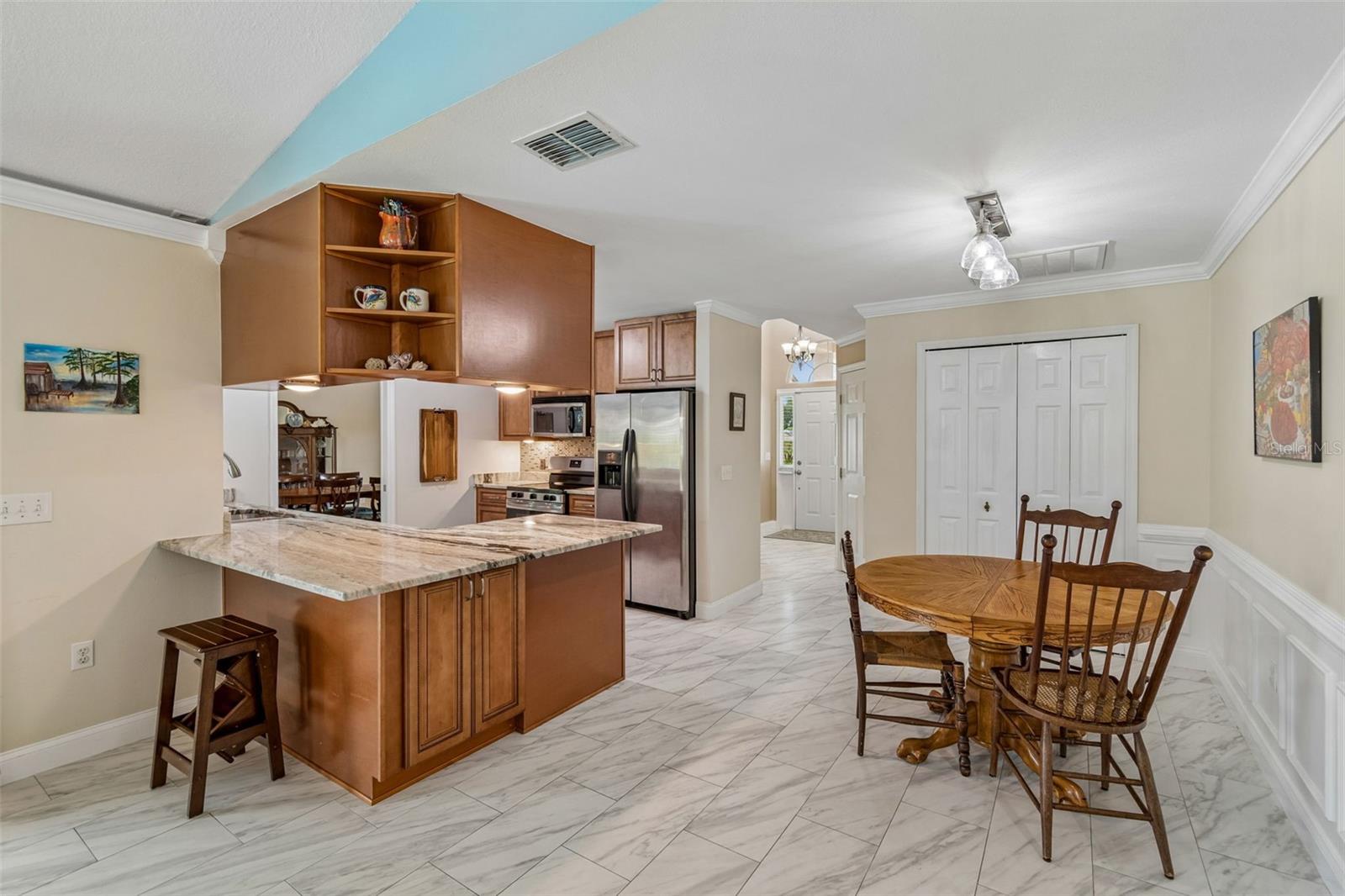 2434 SUMMITVIEW DR