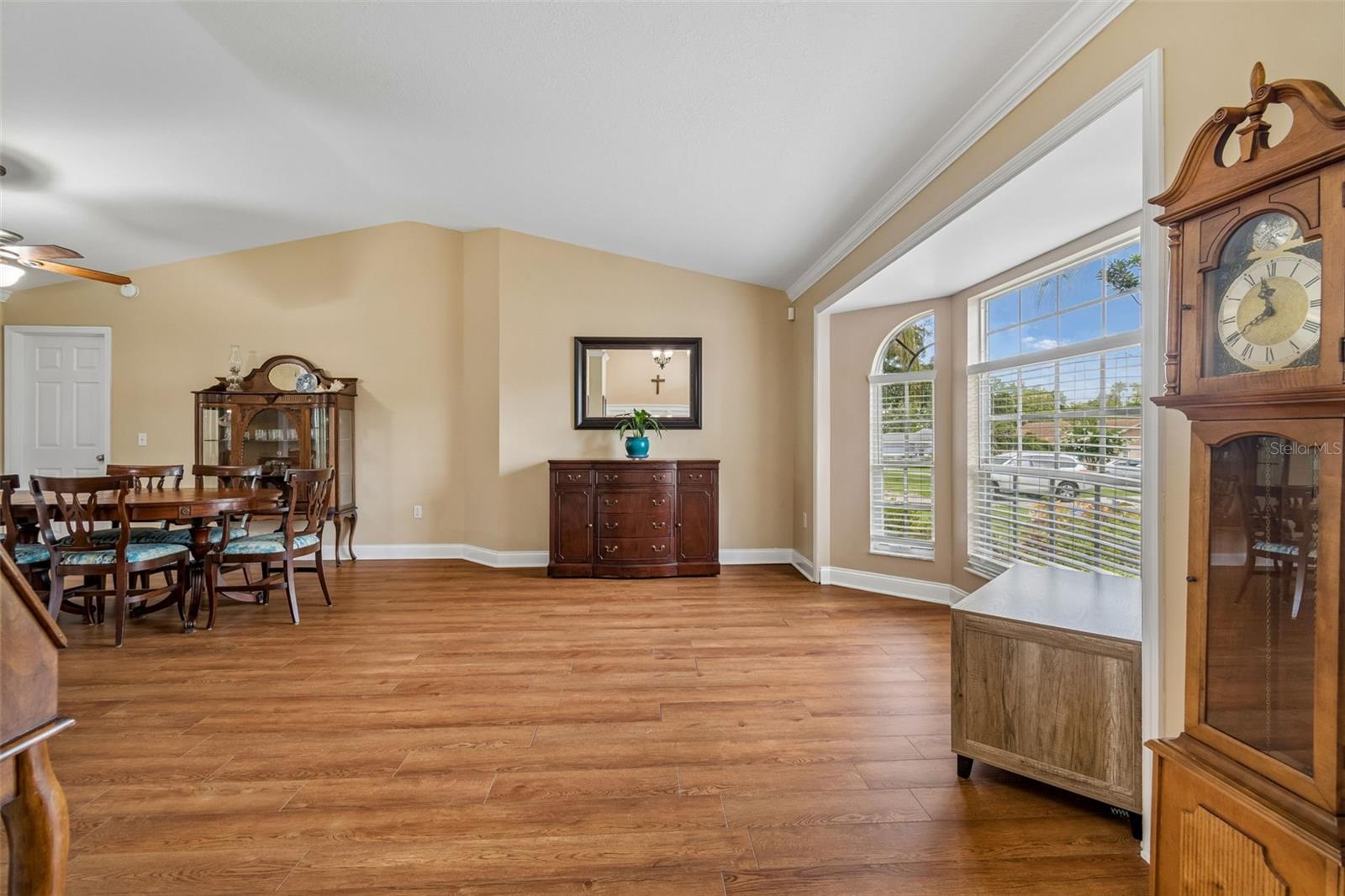 2434 SUMMITVIEW DR