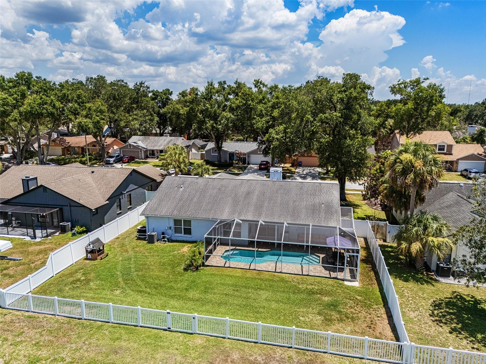 2410 ARBORWOOD DR